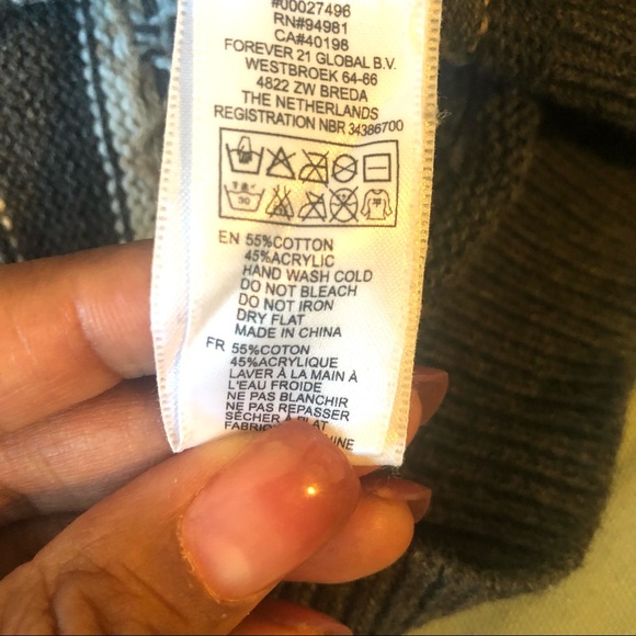 Forever 21 cotton blend sweater size M - Picture 2 of 5